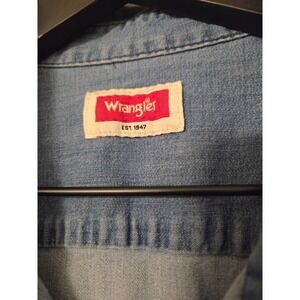 Wrangler Men's Denim Shirt Short Sleeve Button Down Casual Work Western Blue‎